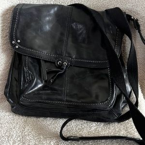Crossbody purse from the sak